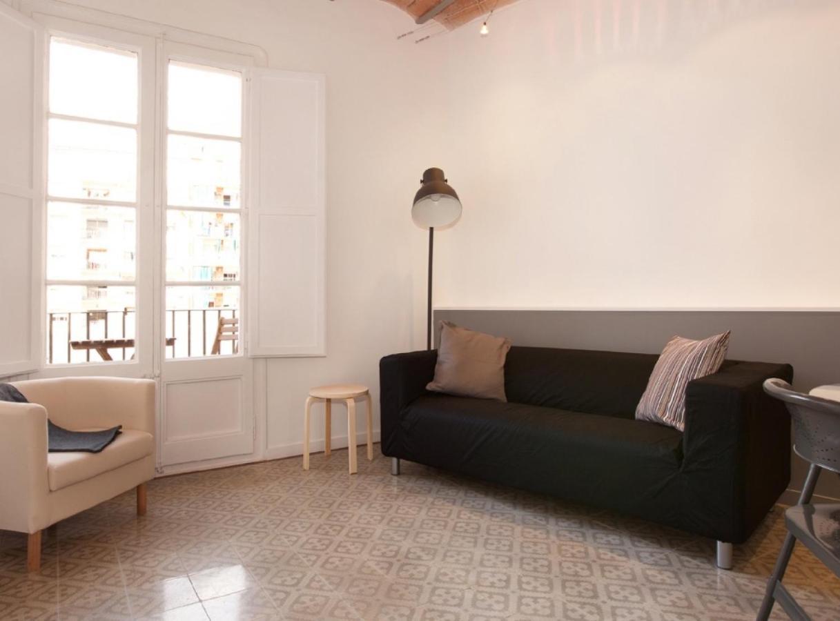 Napoles - Modernist Flat Close To Sagrada Familia برشلونة المظهر الخارجي الصورة