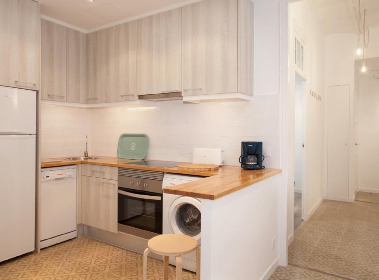 Napoles - Modernist Flat Close To Sagrada Familia برشلونة المظهر الخارجي الصورة